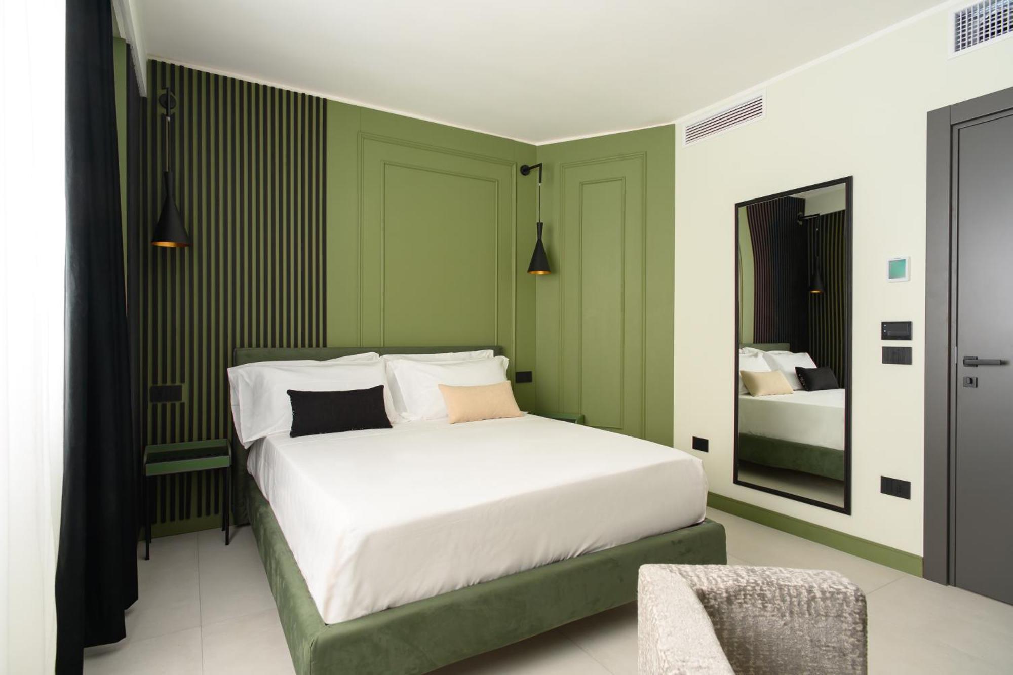 Welmy Napoli Hotel Exterior photo
